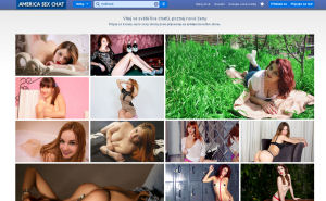 Sexy redhead enjoying dog sex on webcam - Luxure